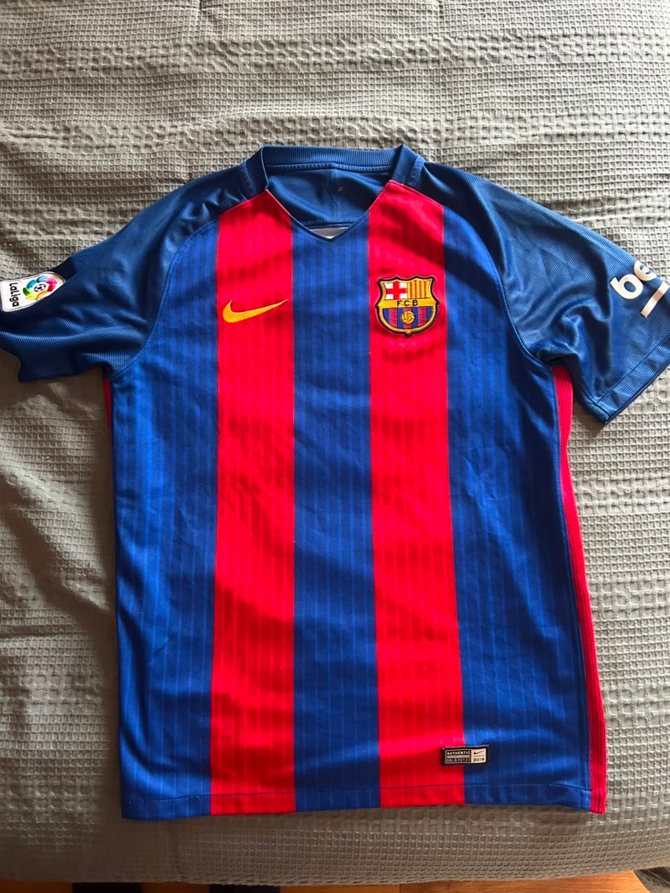 Camiseta Barcelona Local 2016/2017 Nike - Versión fan. Talla M