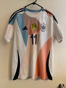 Camiseta España Femenina Visitante 2025 Adidas - Dorsal 11 Alexia Putellas. Talla L